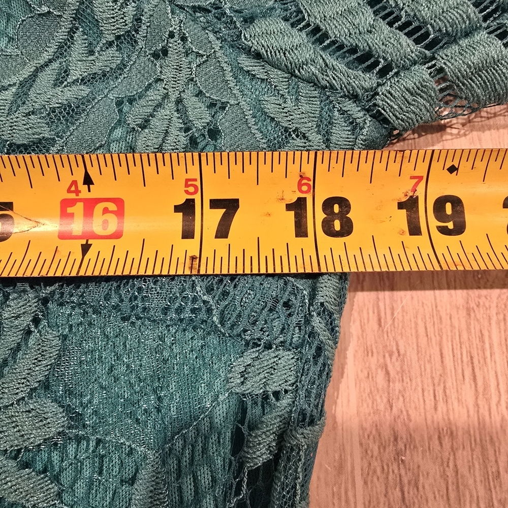 Eilly Bazar Bell Sleeve Scallop Hem Guipure Lace Fitted Dress Teal Size Large. - Picture 11 of 13